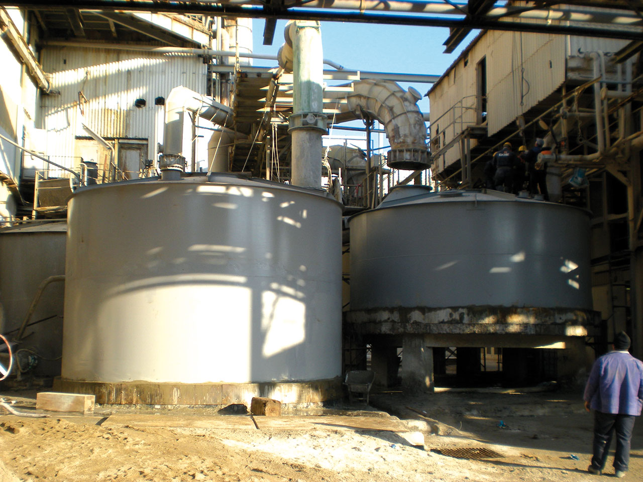 Construction- replacement of phosphoric acid unit cubes