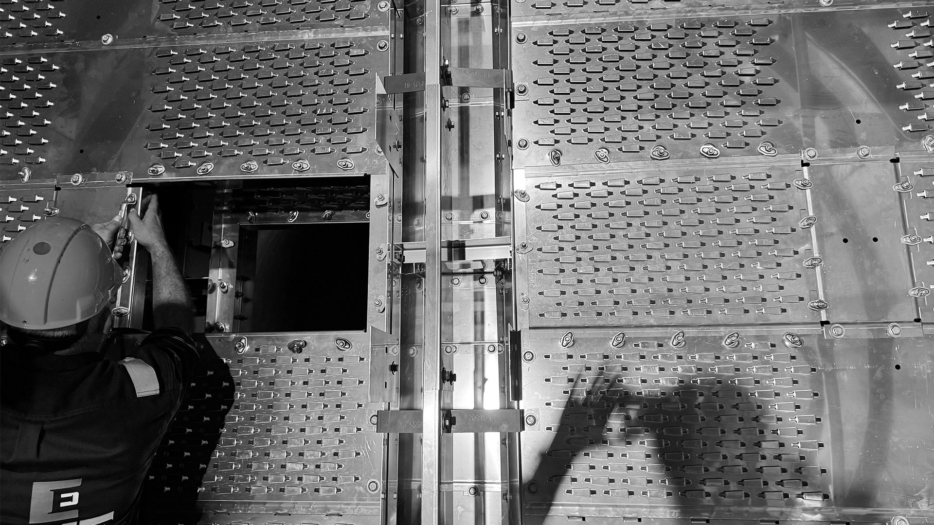 fabrication-capabilities-wide-img.jpg
