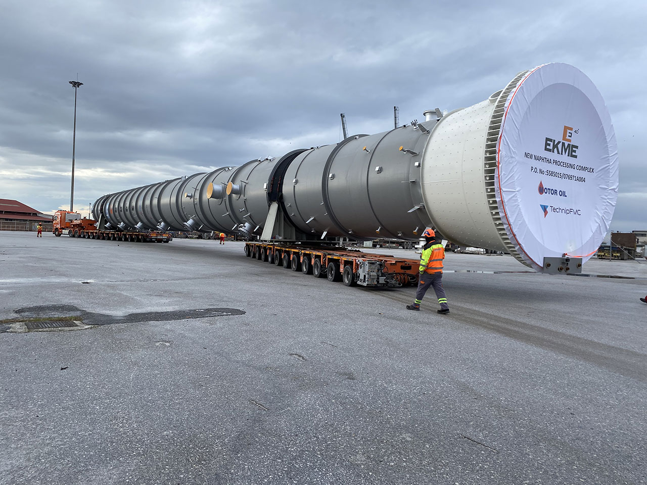 Supply of two Large Columns 