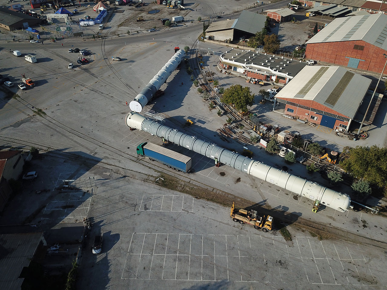 Supply of Napththa Splitter and Deisohexanizer Columns